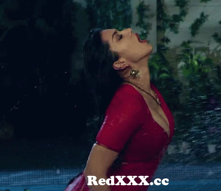 Sunny Leone wants cum bath from sunny leone 3d xxxn forced xxxx videos dark move sex real mom son bath pussy Post pic